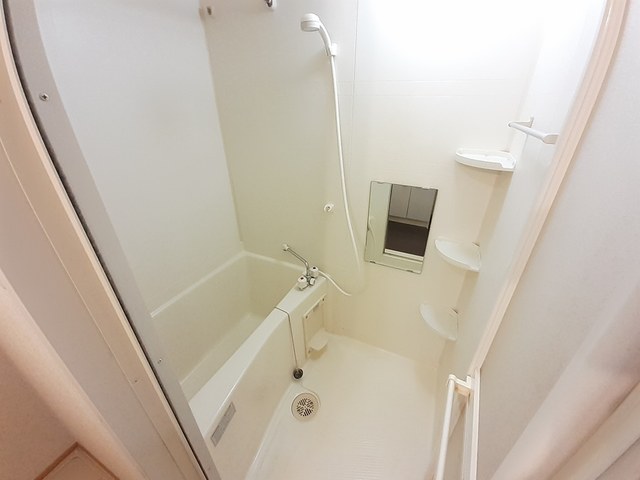 カサ・デローザ 風呂画像