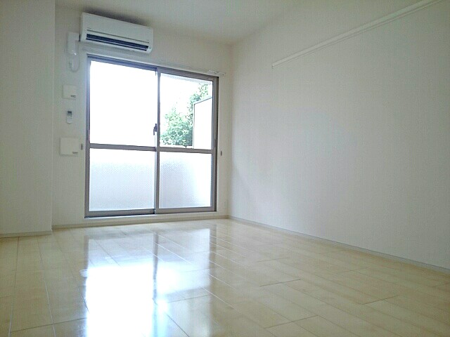 ｂｒｉｓａ　ｆｅｌｉｚ リビング