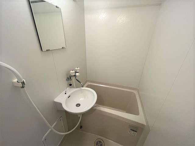 レオパレスルーク 風呂画像