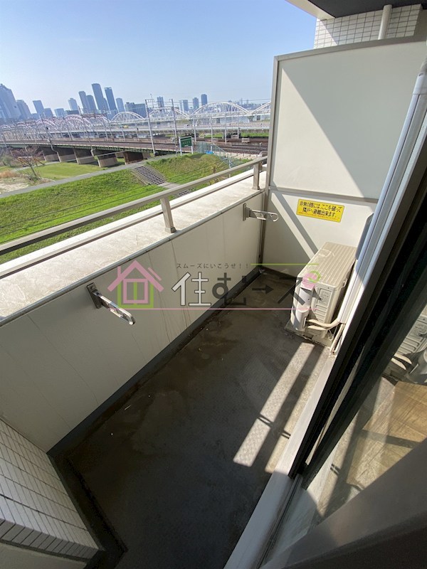 セレッソコートリバーサイドOSAKA ベランダ