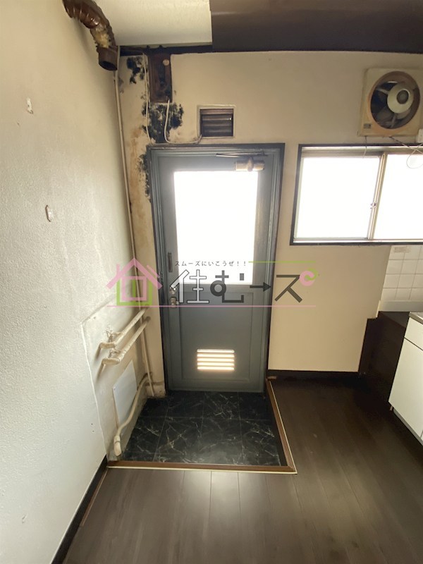 八千代マンション 玄関