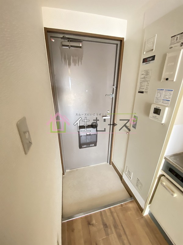 メゾンエトワル 玄関