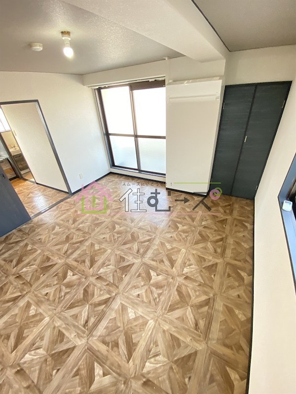 スタンドアップ十三 ベッドルーム