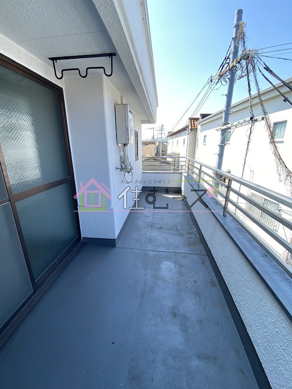 スタンドアップ十三 ベランダ