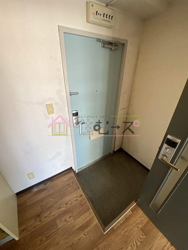 アメニティー新高一番館 玄関