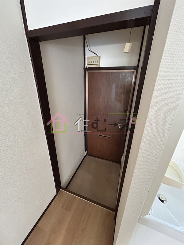 バーディハイツ 玄関