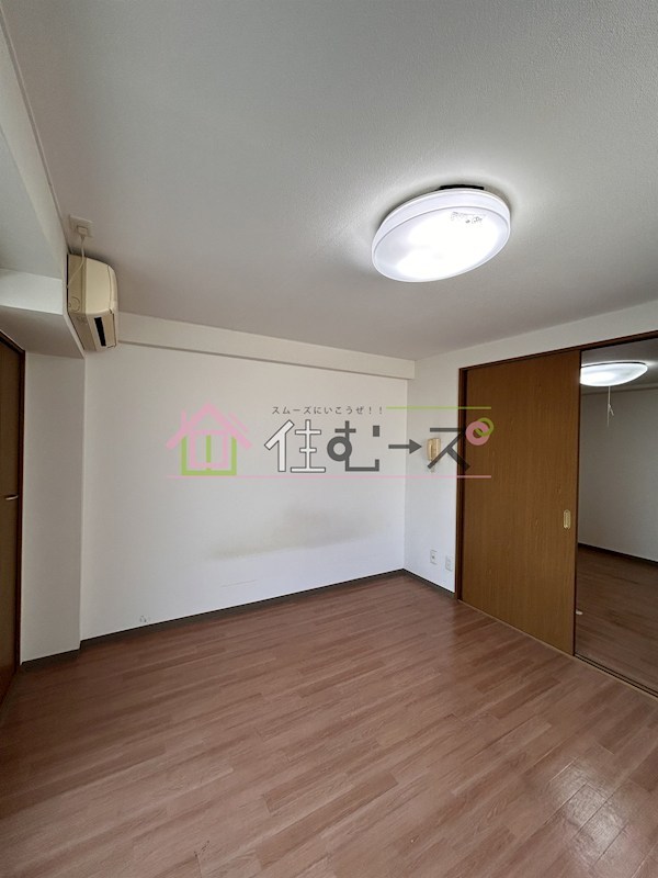 メゾンドエスポアールⅡ番館 リビング