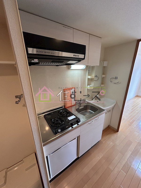 エステムコート新大阪Ⅶステーションプレミアム キッチン