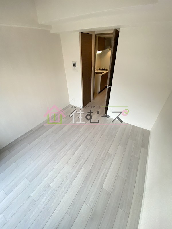 グランカリテ新大阪WEST リビング