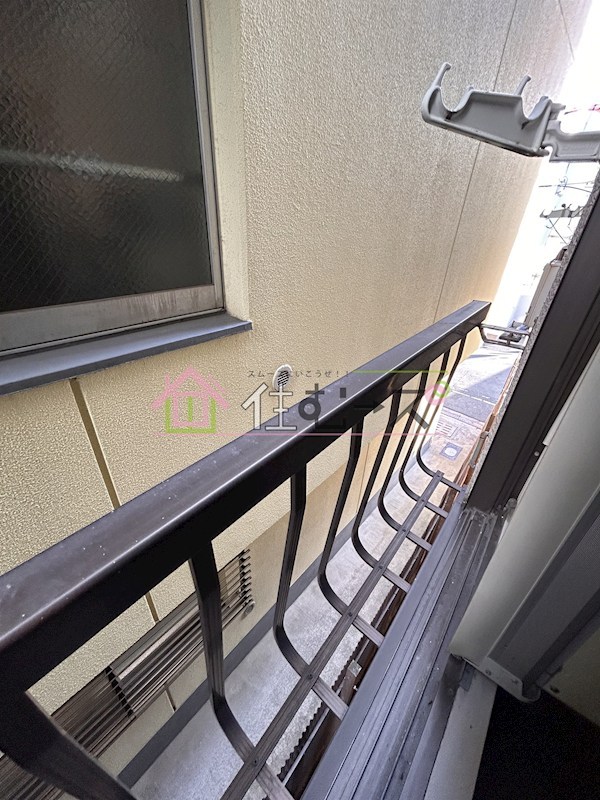 JPアパートメント東淀川 ベランダ