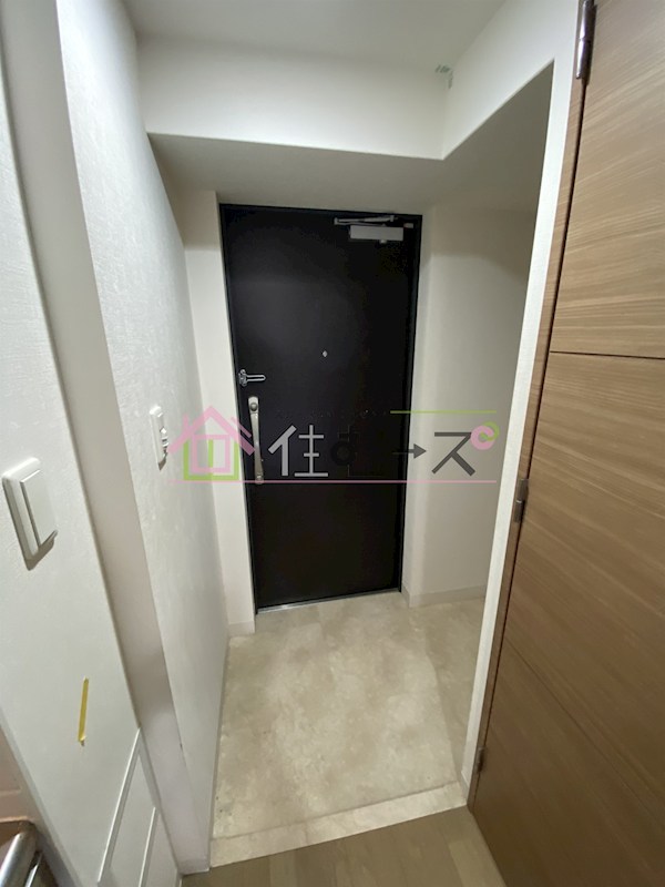 プランドール新大阪PARKレジデンス 玄関