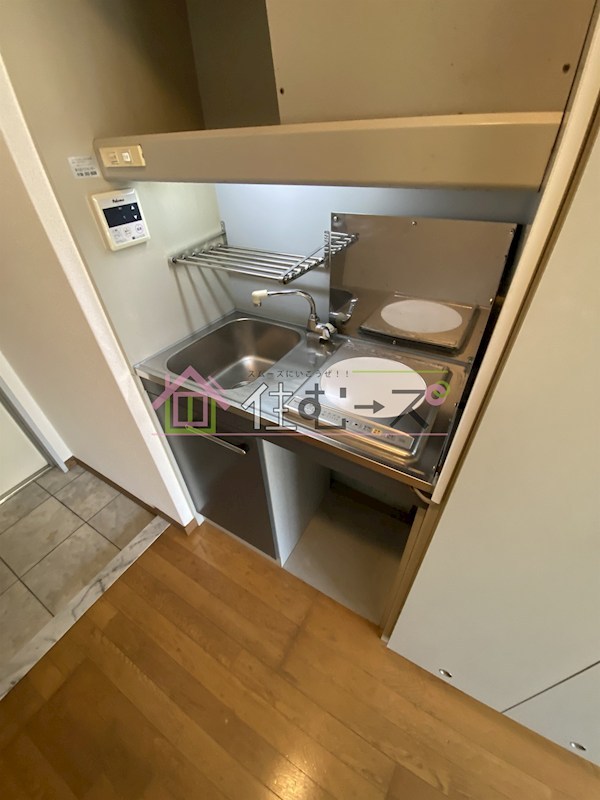 朝日プラザ梅田北デラ・リブジェ キッチン