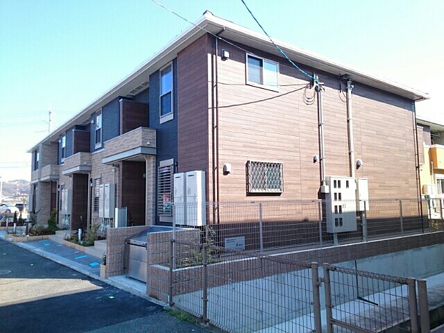 クロスロード・シン 外観