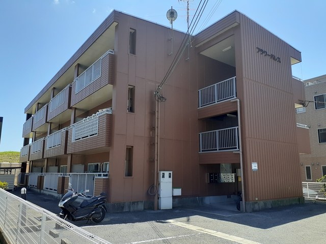 フラワーパレス 外観