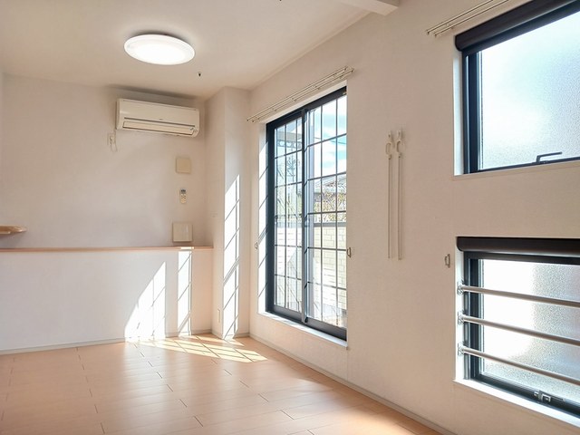 デイジー リビング