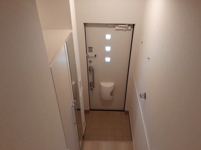 パーク・エノコダ 玄関