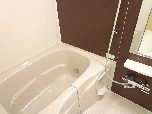 ヴィラ　サン　Ⅲ 風呂画像