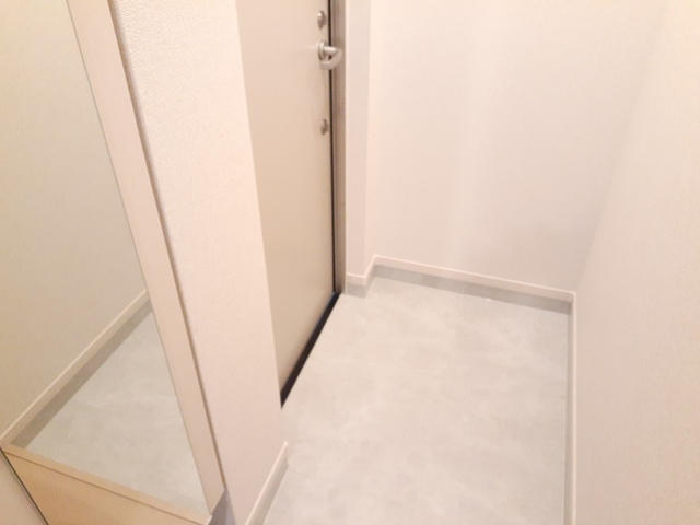 アルカンシエル　イースト 玄関