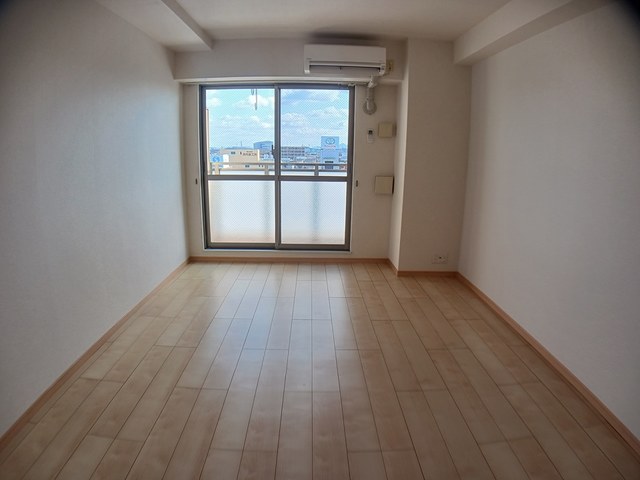 アーバンツァ リビング