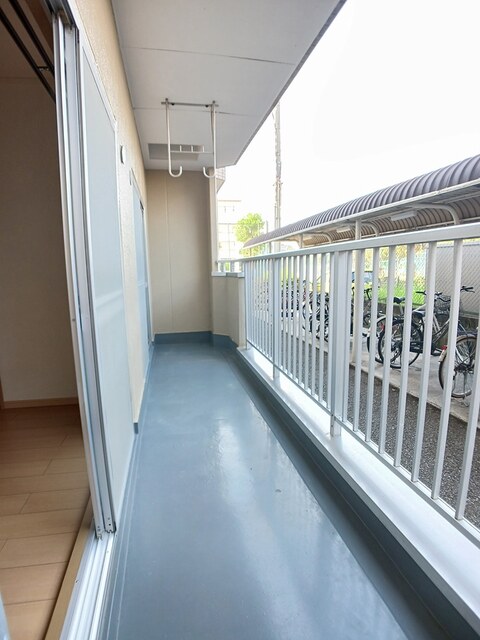 メルヴェール昆陽 ベランダ