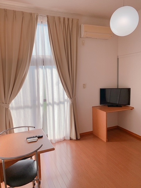 レオパレス辻九第二 リビング