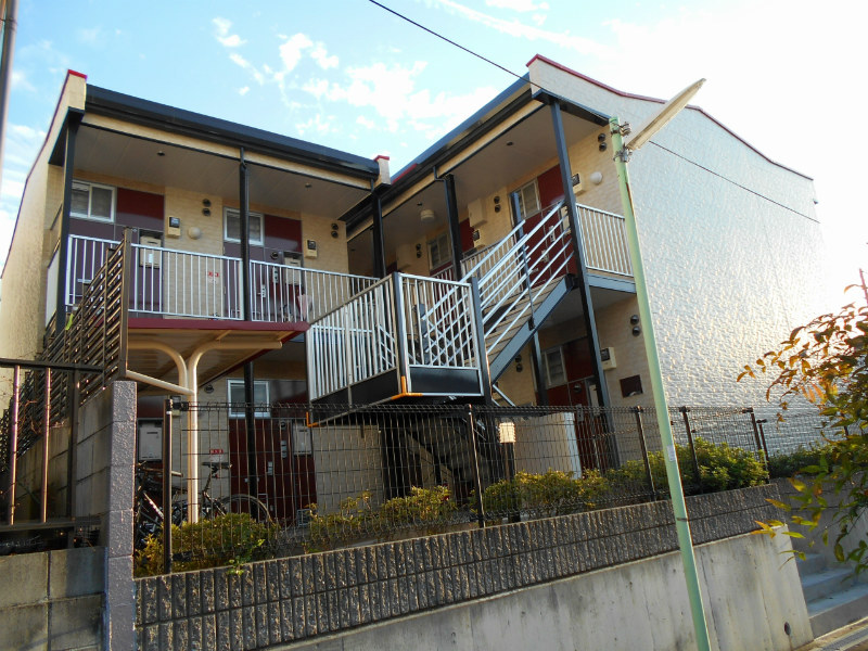 レオパレスつばさ 外観写真