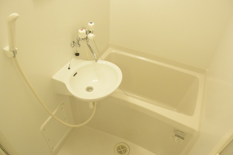 レオパレスつばさ 風呂画像