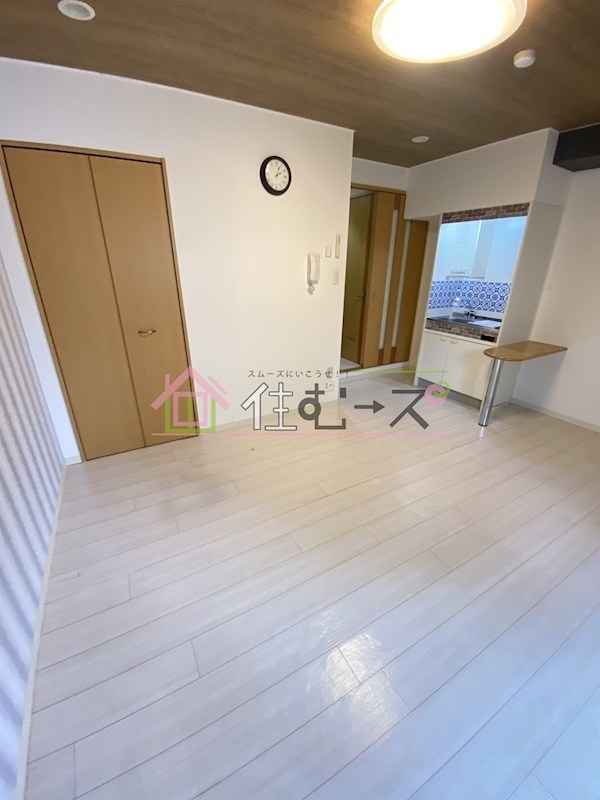 ラシーヌ天王寺町 リビング