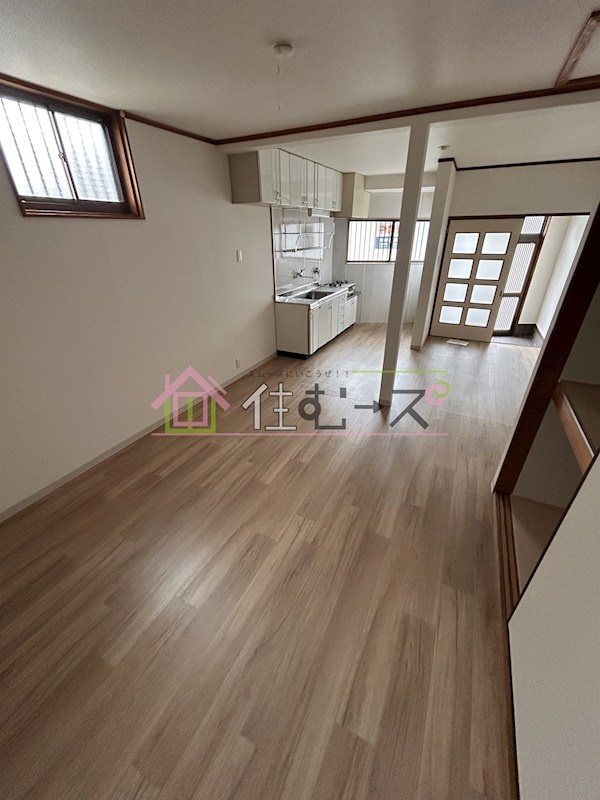 中宮森田貸家 リビング