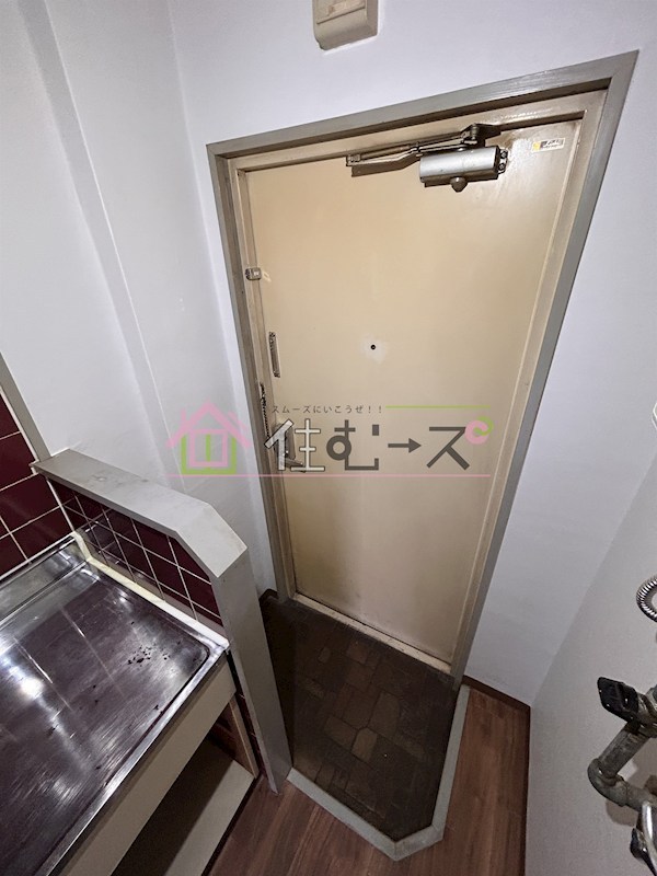 カルム千林  玄関