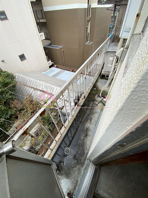 旭マンション  ベランダ