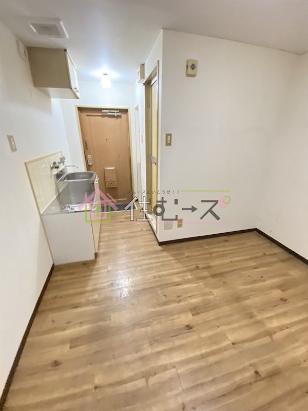 パウゼ寺田町駅前 リビング