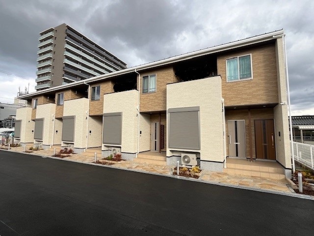 イーストビレッジ 外観