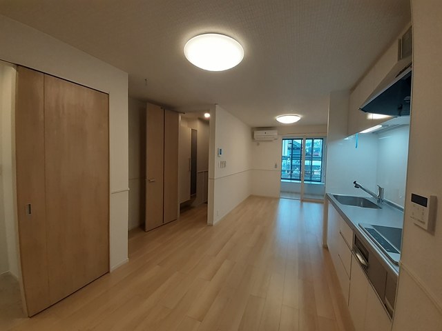 イーストビレッジ リビング