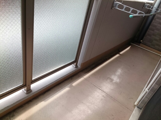 メゾンドファミーユ鶴見緑地公園 ベランダ