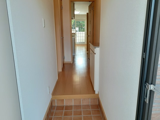 ファースト　アベニュー 玄関