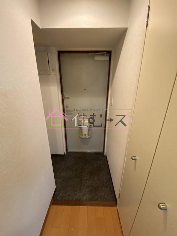 リーヴァ・メイ 玄関