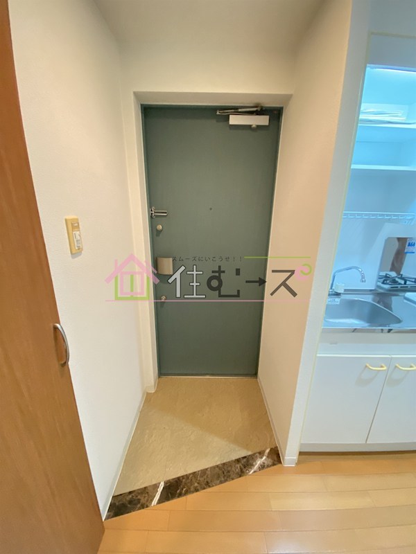 エスリード京橋Ⅲ番館 玄関