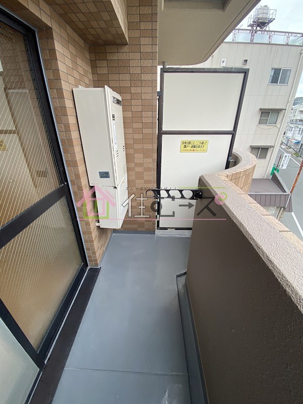 クイーンズコート ベランダ