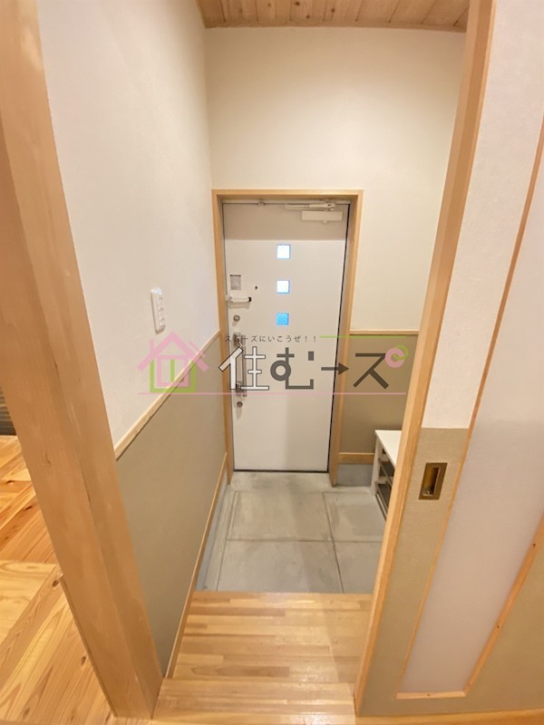ナチュラルハウス　B棟 玄関
