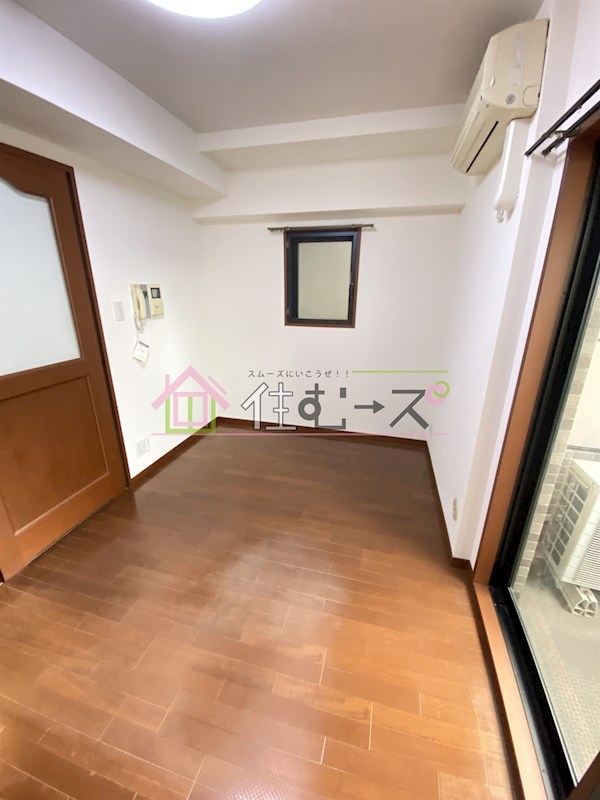 リーガル大阪城北 リビング