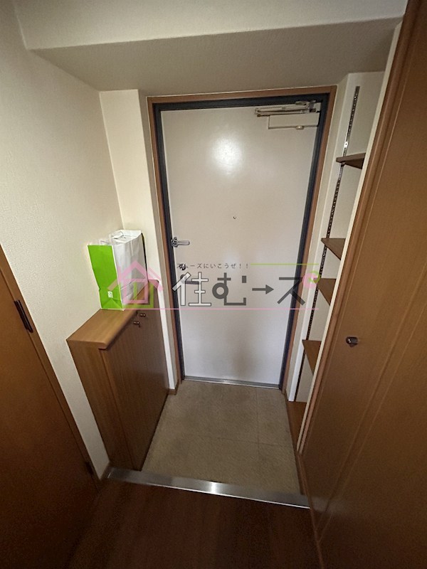 ディナスティ清水谷Ⅲ 玄関