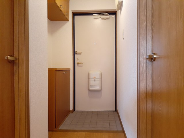 ジャン・ピュールⅠ番館 玄関