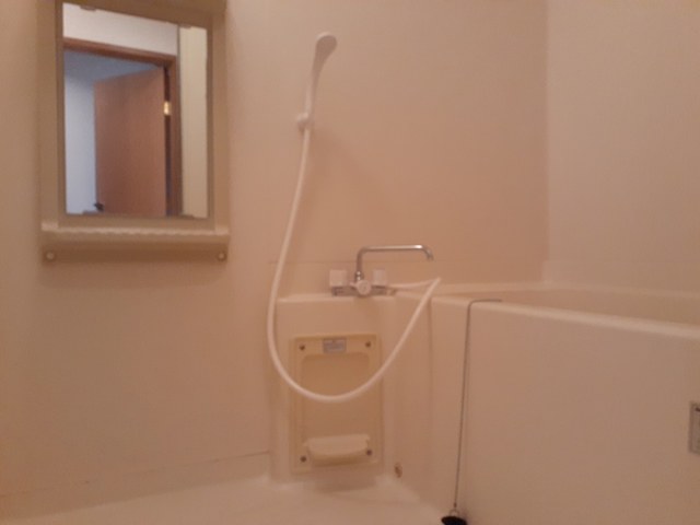 ジャン・ピュールⅠ番館 風呂画像