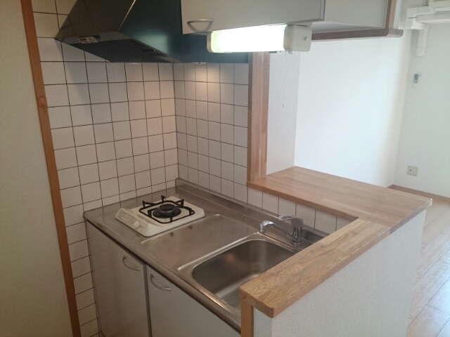 アット長田 キッチン