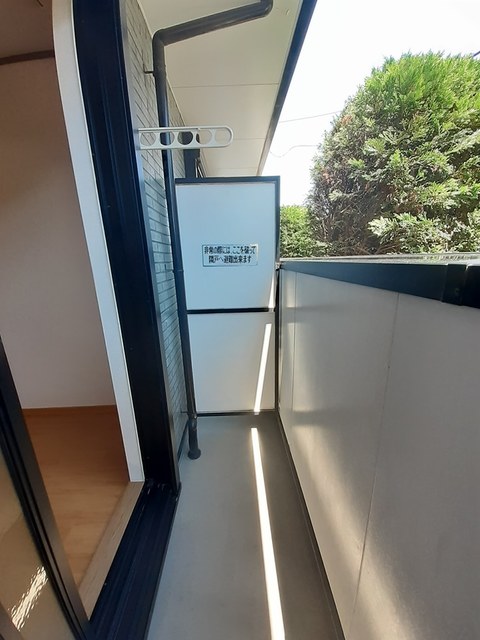 アベニールワン ベランダ