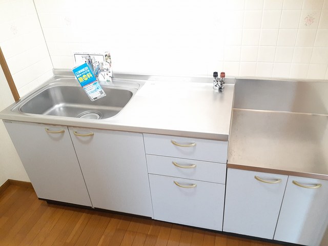 リヴェールうねのⅡ キッチン