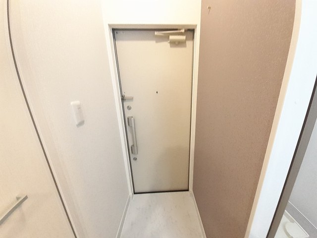 シャルモン深野　Ｗｅｓｔ 玄関