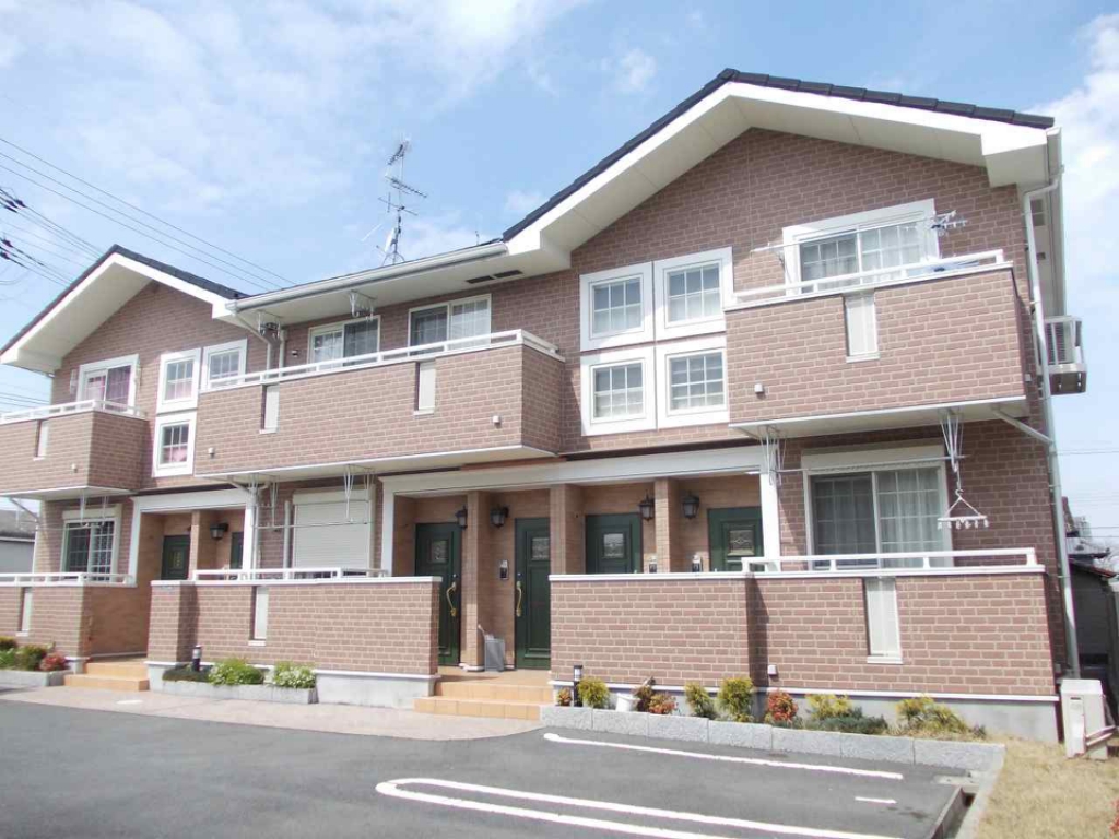 カルム・メゾンＢ 外観