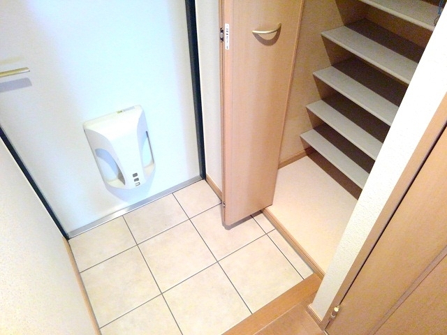 ヌーヴェル・バーグ 玄関